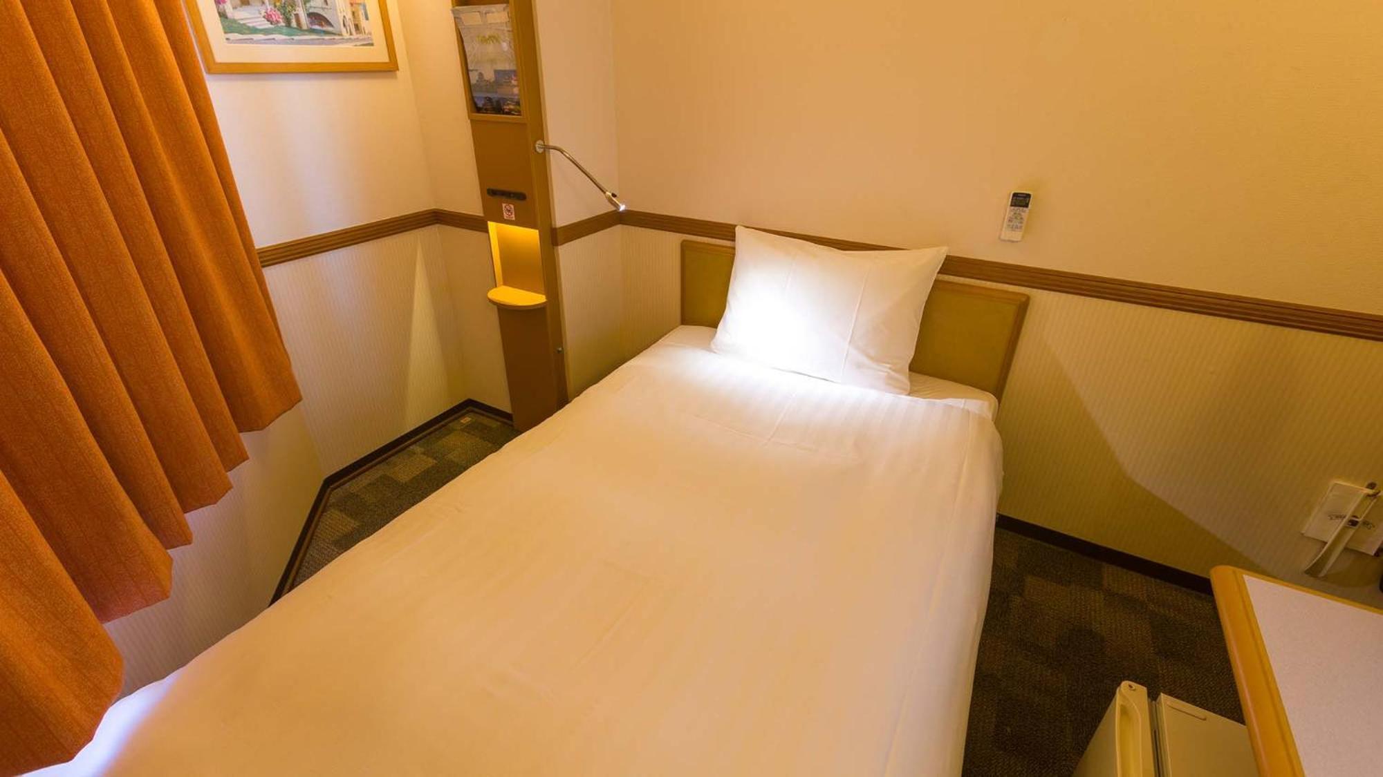 Toyoko Inn Niigata Ekimae Kamer foto